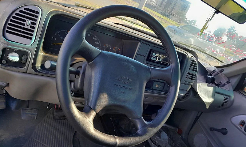 Chevrolet Silverado ...