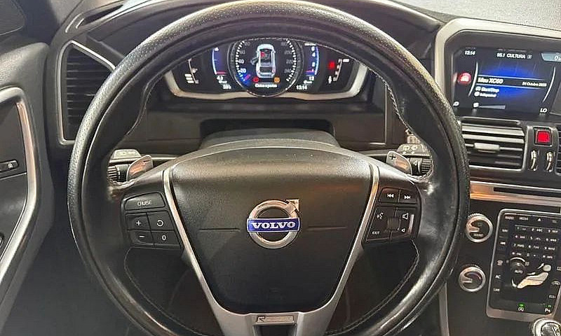 Volvo Xc 60 T-5 R-De...