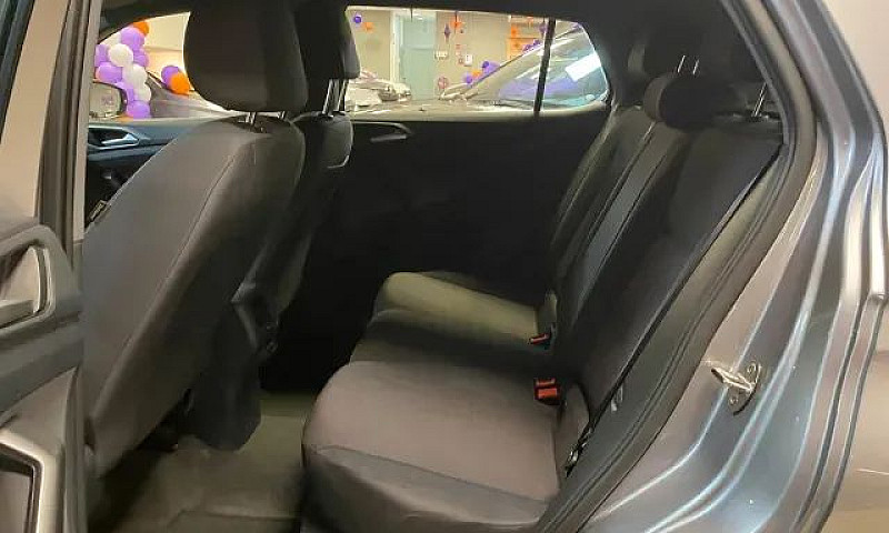 Volkswagen T-Cross 1...