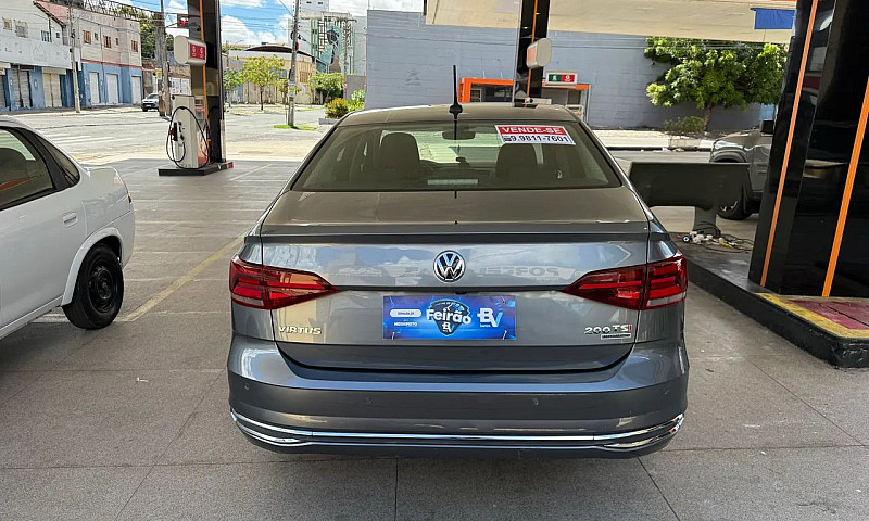 Volkswagen Virtus Hi...