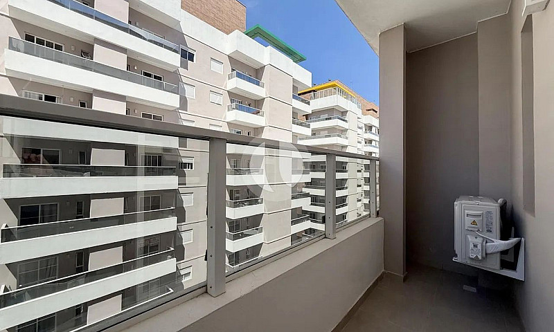 Apartamento Semimobi...