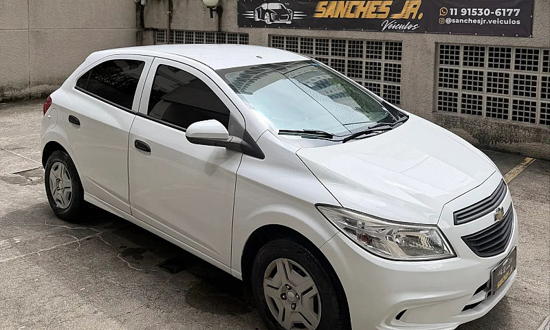 Chevrolet Onix Hatch...