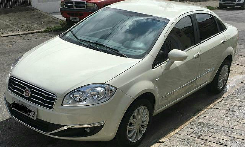 Fiat Linea 1.8 Essen...