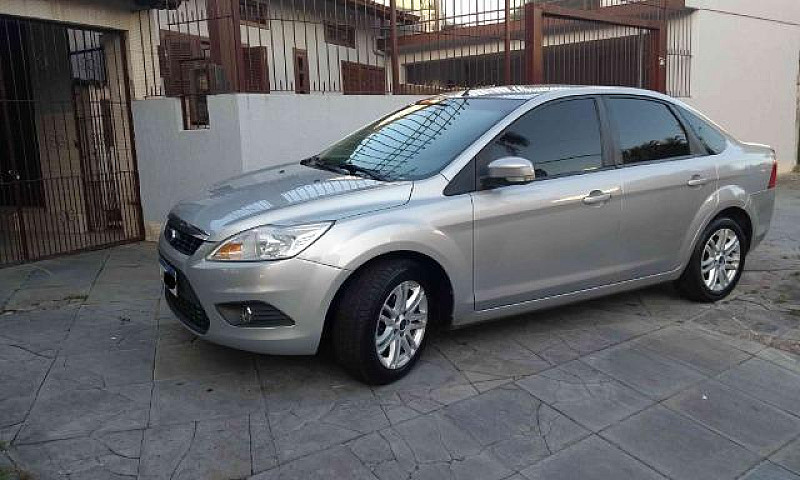 Ford Focus Muito Nov...