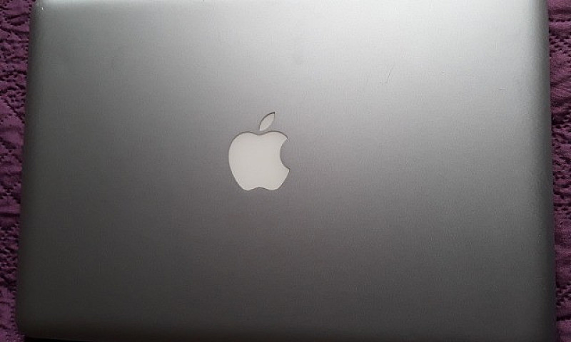 Macbook...