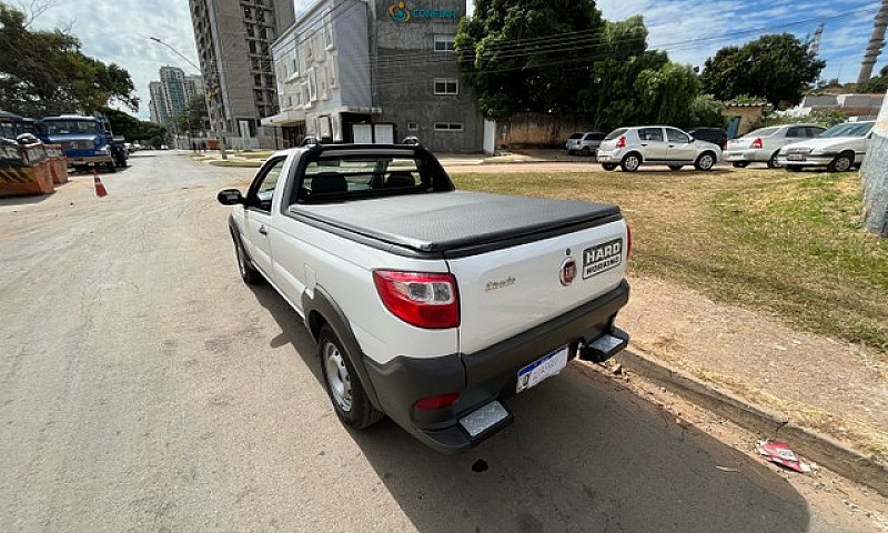 Fiat Strada Hard Wor...