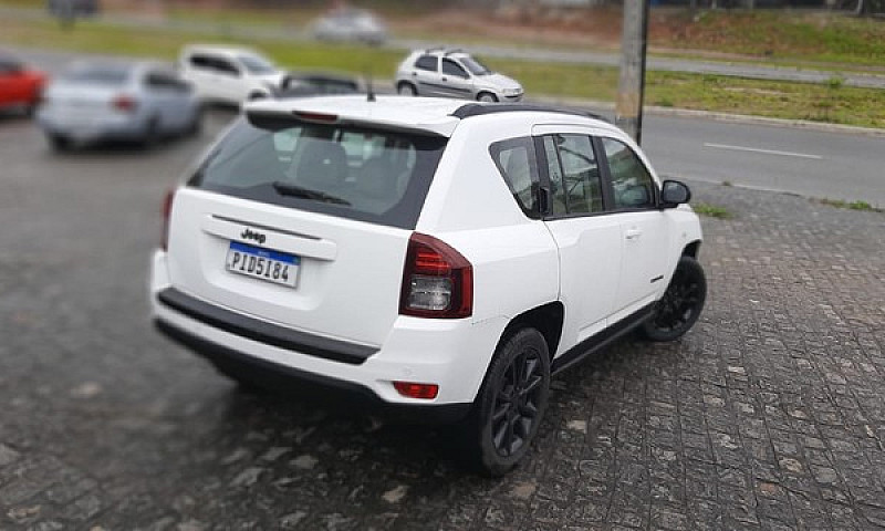 Jeep Compass Sport 2...