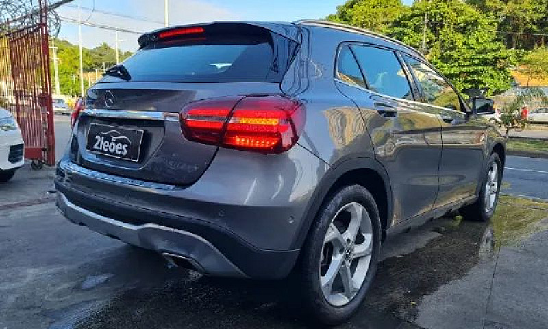 Merceds Benz Gla 200...