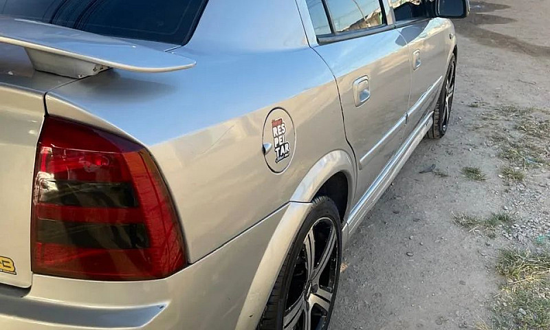 Chevrolet Astra Seda...