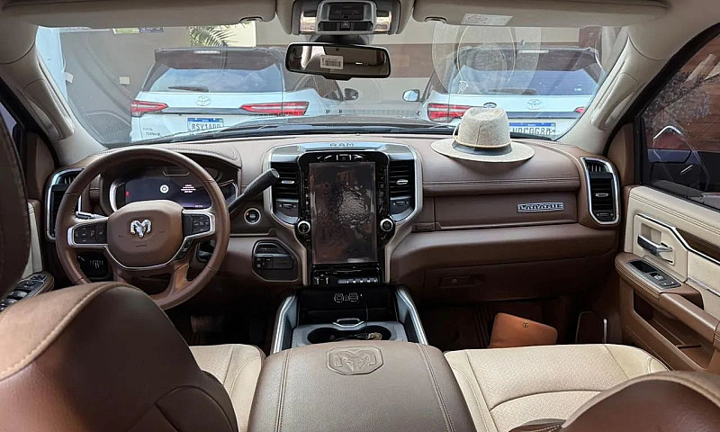 Ram 2500 Laramie Com...