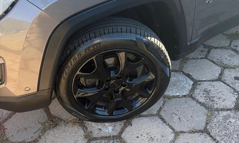 Jeep Compass Longitu...