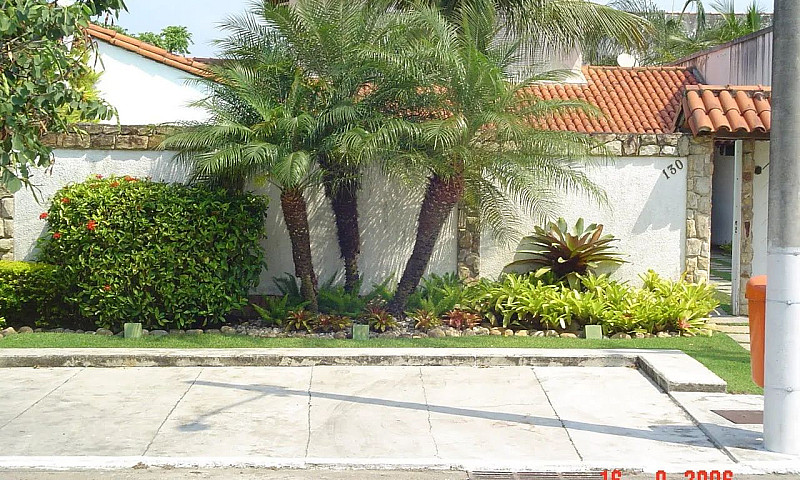 Casa Cond. Rio Mar V...