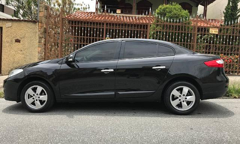 Renault Fluence 2011...