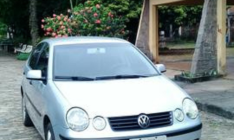 Vendo Polo 1.6...