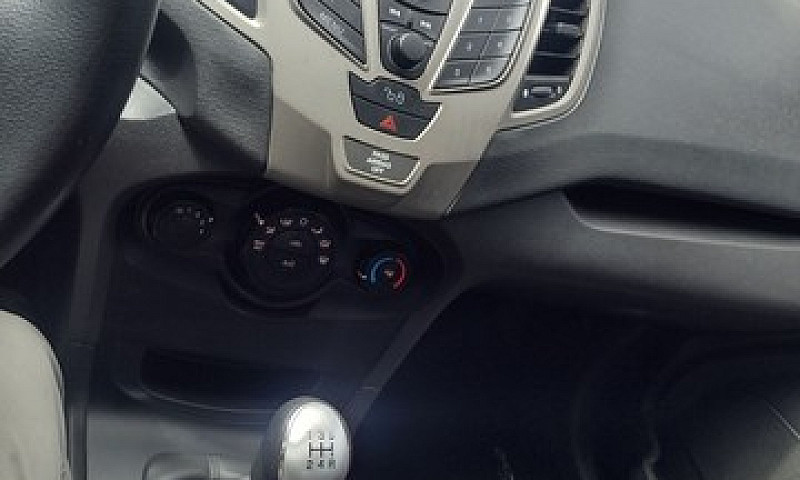 New Fiesta 1.6 Fex...