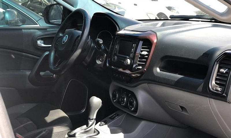 Fiat Toro Freedom Ro...