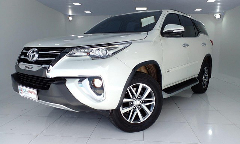 Toyota Hilux Sw4 Srx...