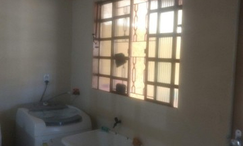 Canoas - Casa Padrão...