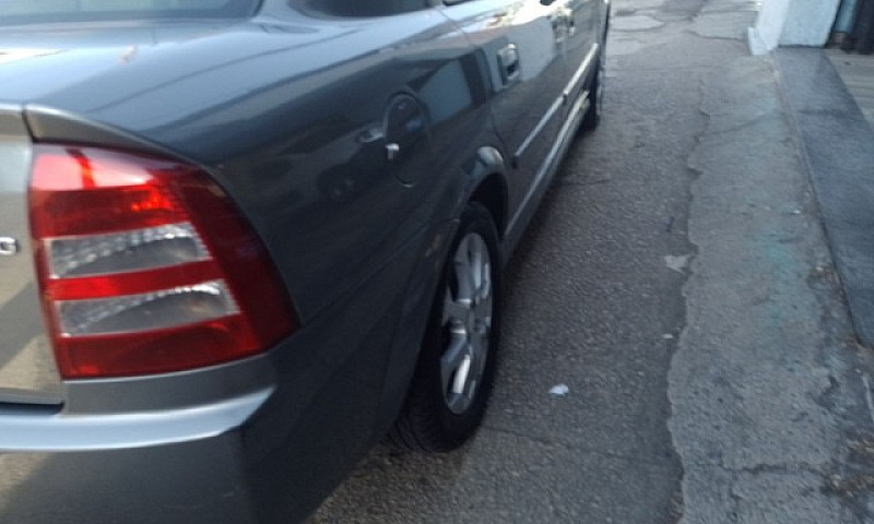 Astra Sedan Advantag...