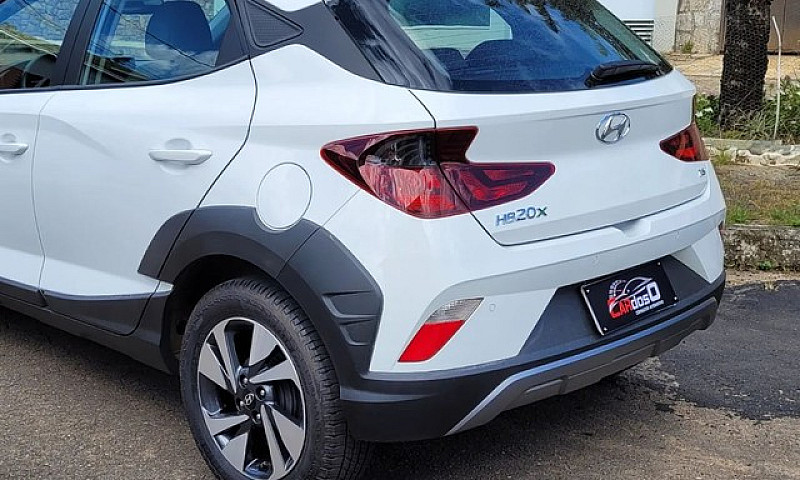 Hyundai Hb20X Evolut...