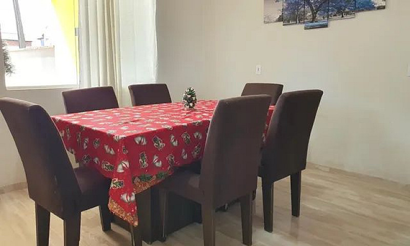 Casa Com 3 Dormitóri...