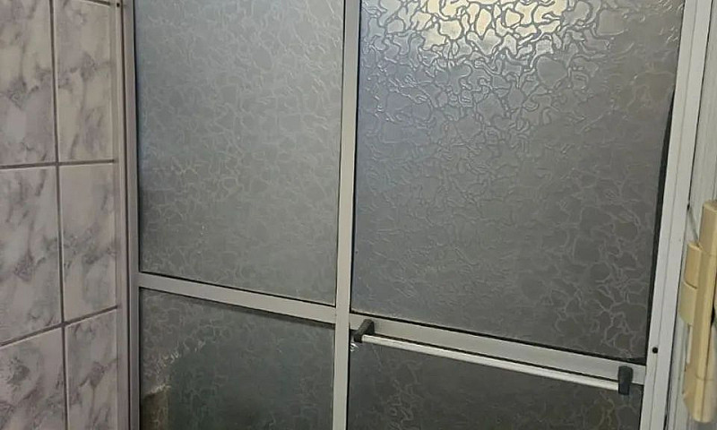 Casa De Tres Quartos...