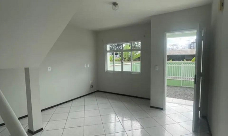 Casa Residencial Com...