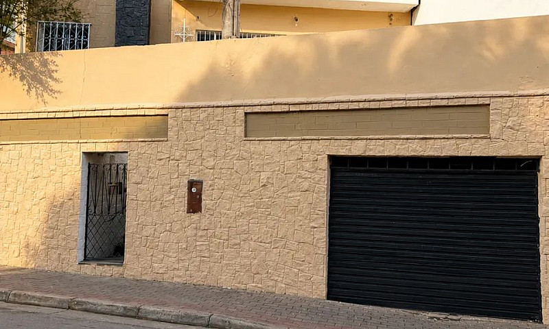 Casa Com Comércio ...