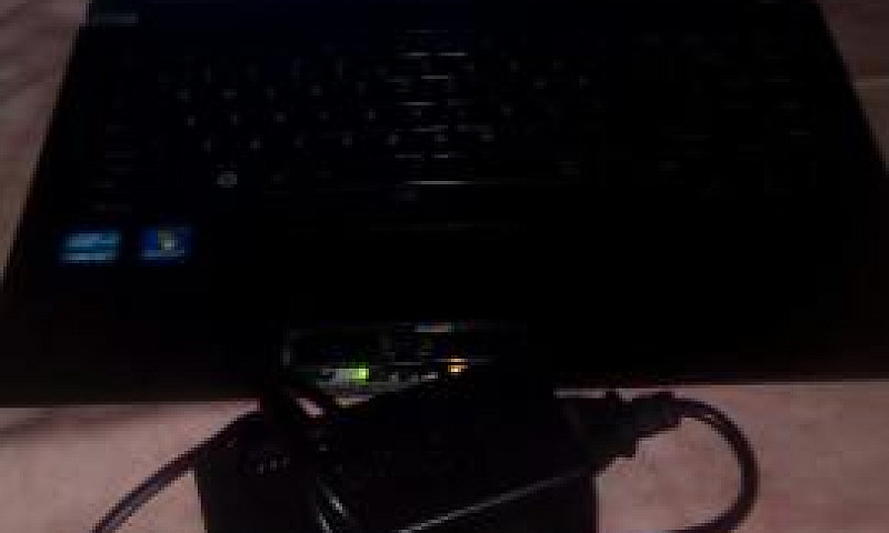 Vende-Se Um Notebook...