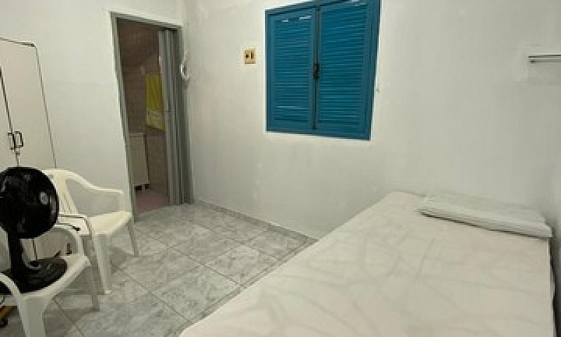 Casa Com 4 Qts Sendo...