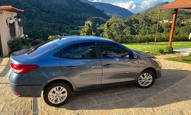 Toyota Yaris 2019 Xl...