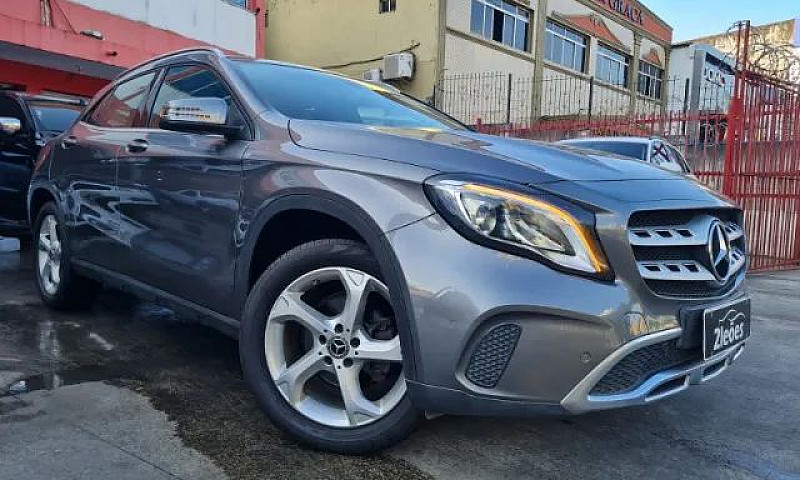Merceds Benz Gla 200...