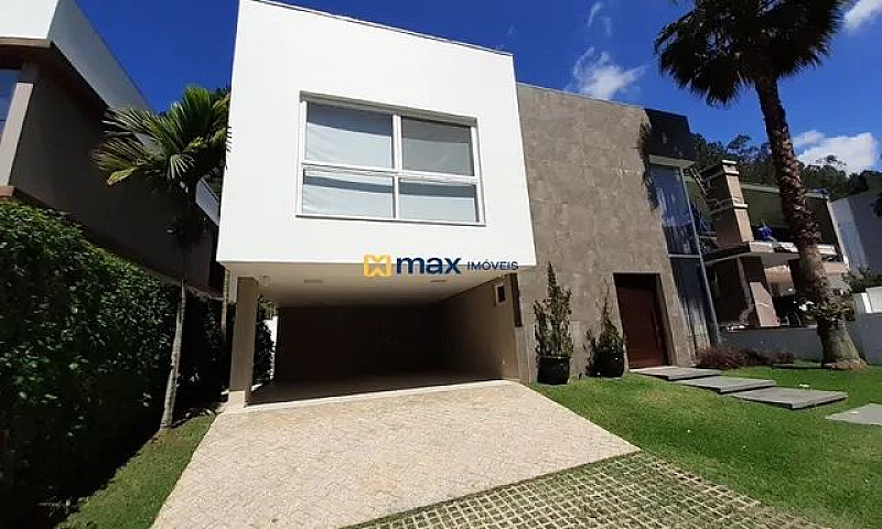 Itajaí - Casa Padrão...