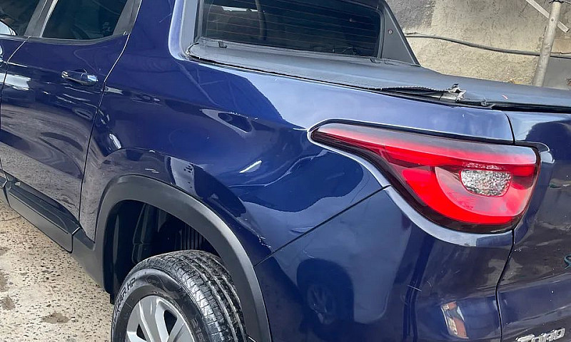 Fiat Toro Freedom 1....