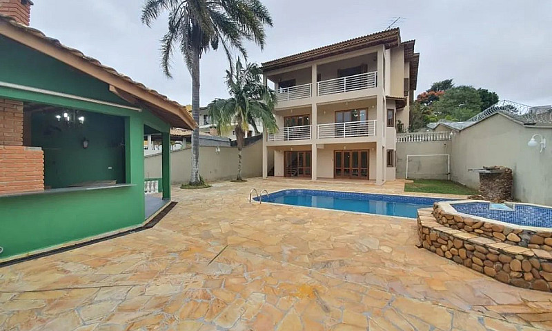 Casa Com 4 Dormitóri...