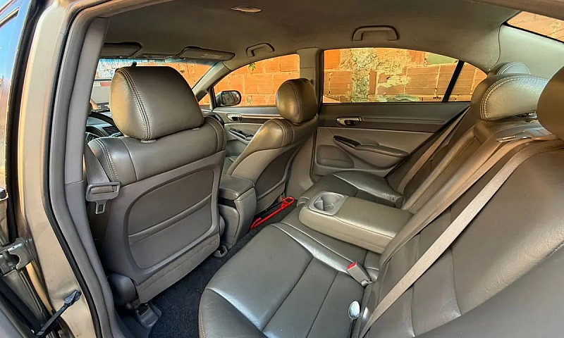 Honda Civic Sedan Lx...