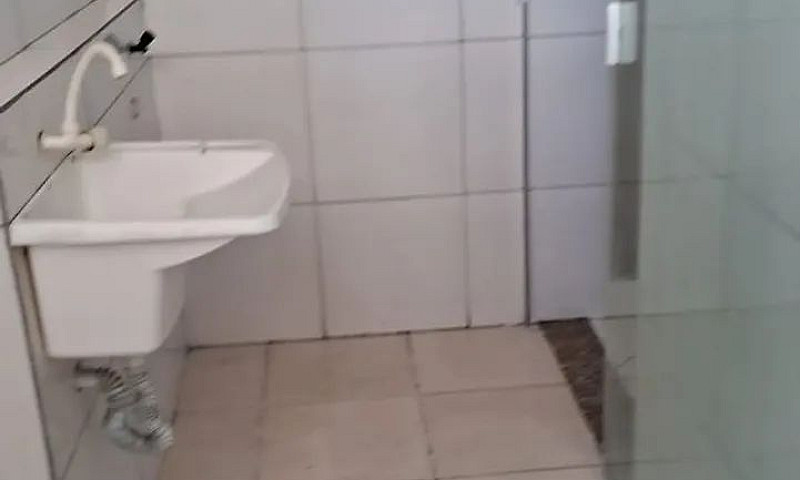 Aluga- Se Apartament...
