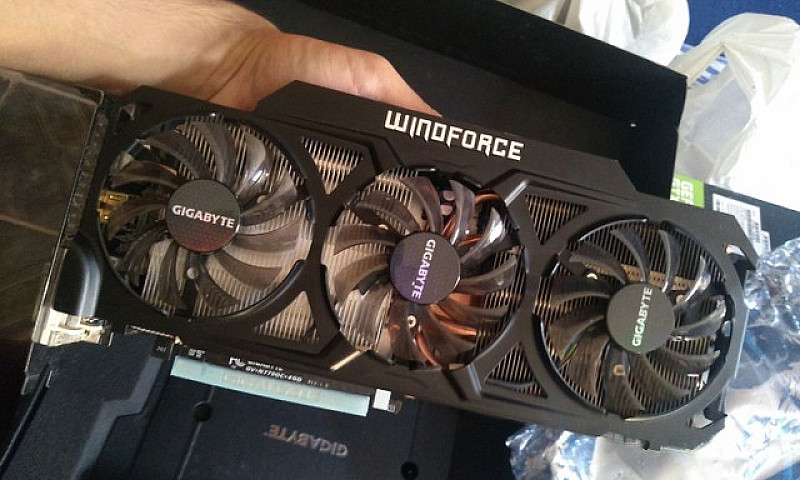 Placa De Video Gefor...