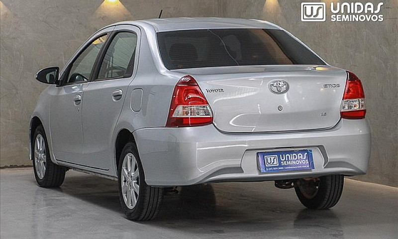 Toyota Etios 1.5 X P...