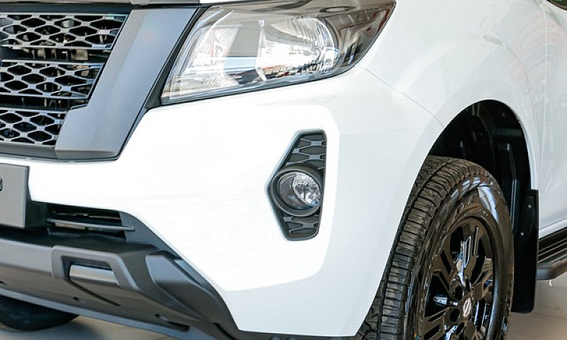 Nissan Frontier 2.3 ...