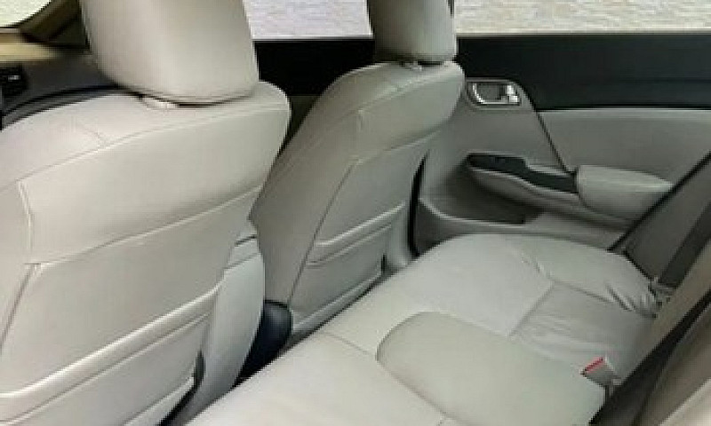 Honda Civic  Lxr 201...