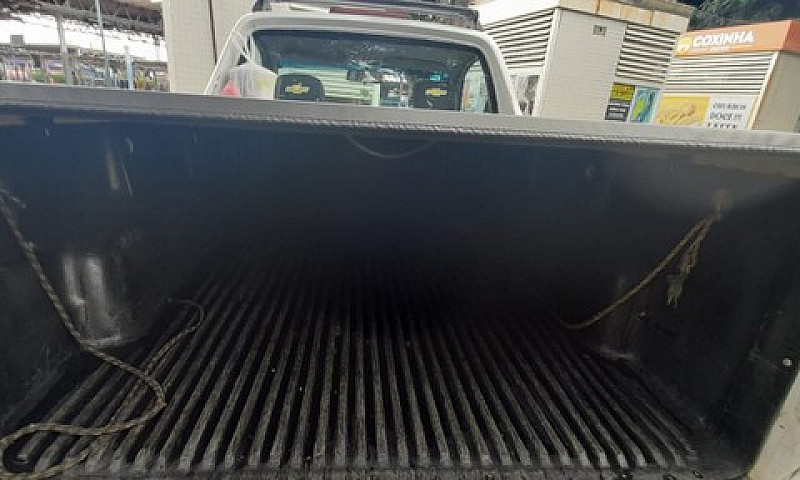 Pick-Up Corsa 1.6...