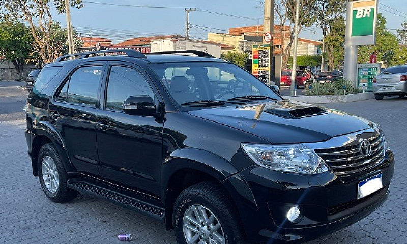 Hilux Sw4 Diesel 7Lu...