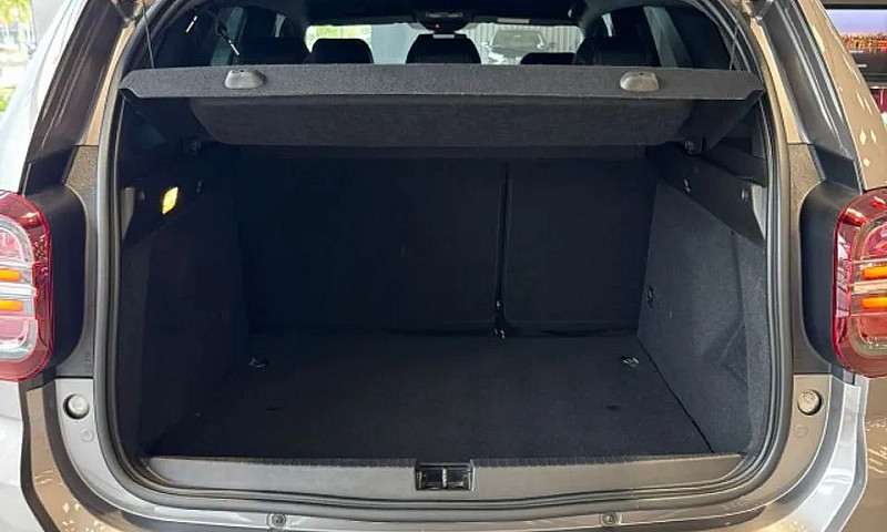 Renault Duster Iconi...