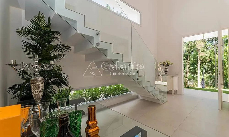 Casa - Condomínio Ch...