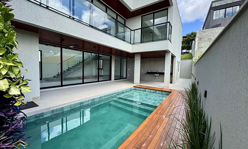 Casa Recém Construíd...