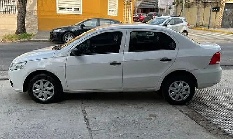 Volkswagen Voyage 1....