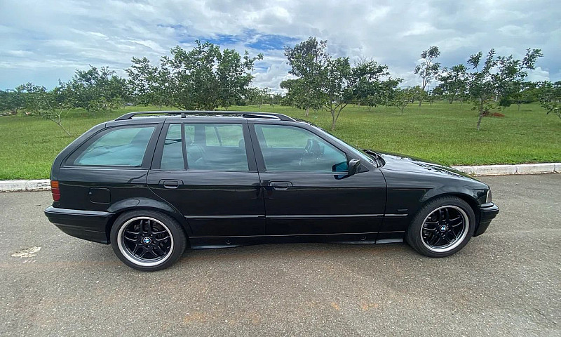 Bmw 328I Touring/Spo...