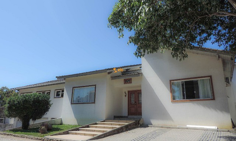 Casa Em Manguinhos...