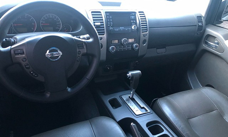 Nissan Frontier Sl 2...